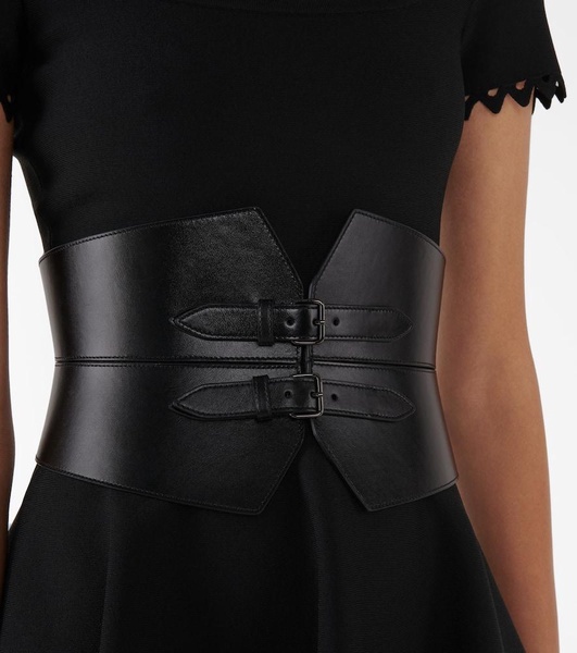 Leather corset belt