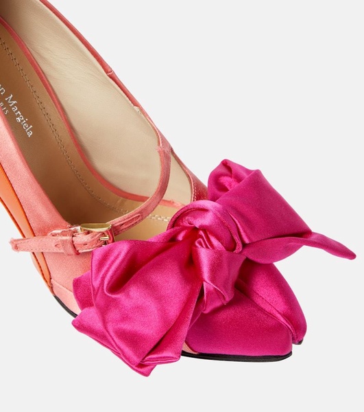 Tabi Monster satin bow 110 pumps