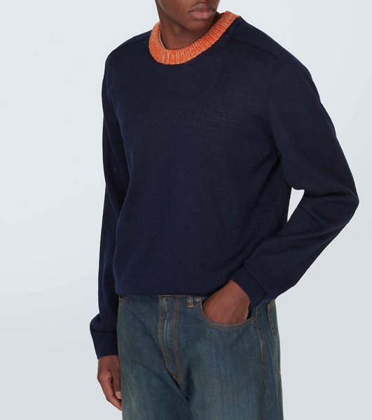 Wool sweater