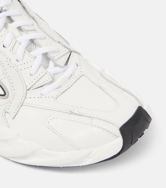 Women's Monday Shoe in White/black/grey
