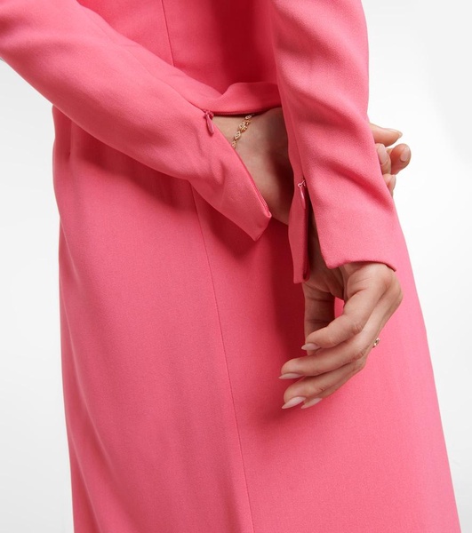Crêpe gown