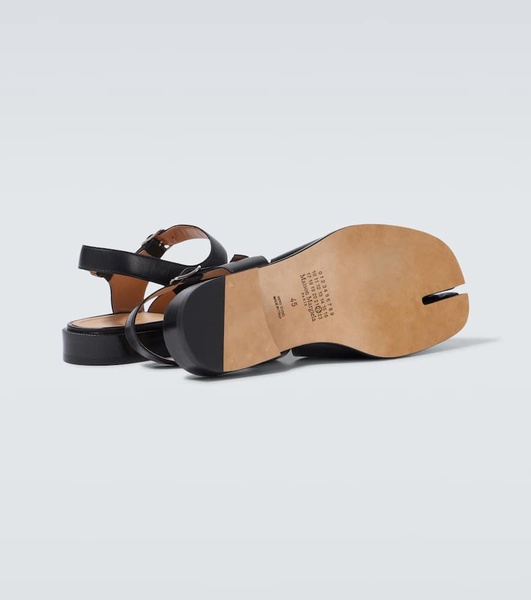 Tabi leather sandals