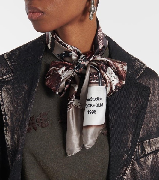 Printed silk twill scarf