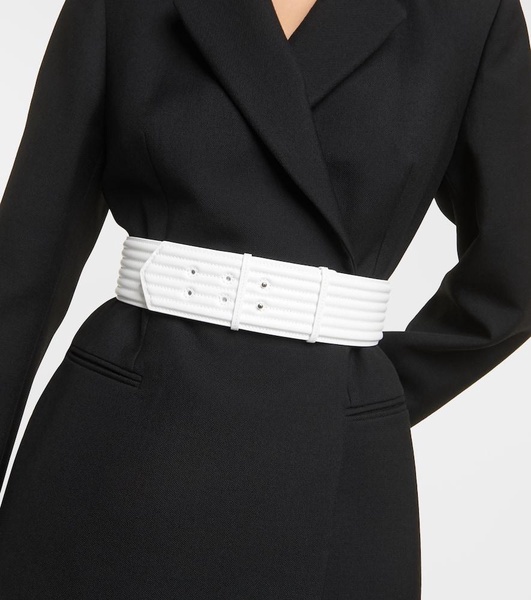 Padded leather belt