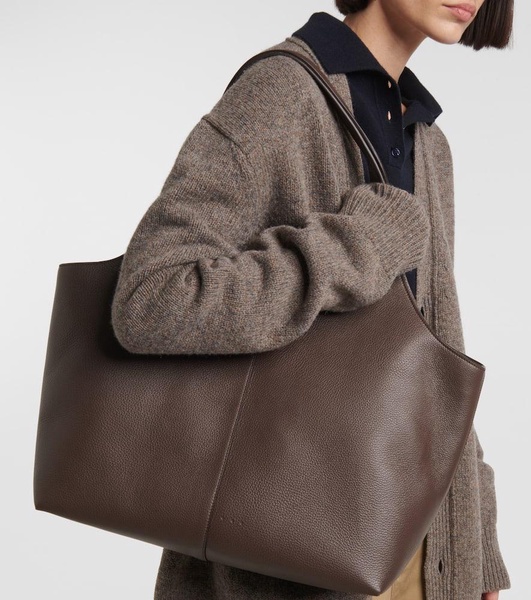 Cabas Supple XL leather tote bag