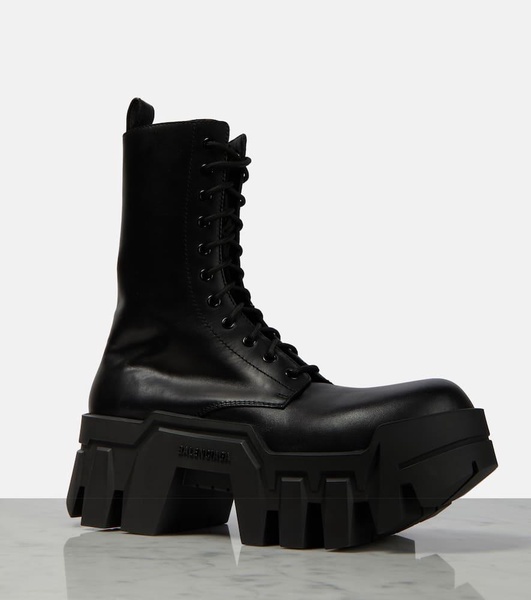 Women's Bulldozer Lace-up Boot in Black