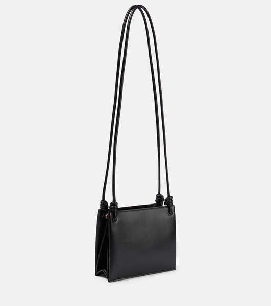Giro Small leather crossbody bag