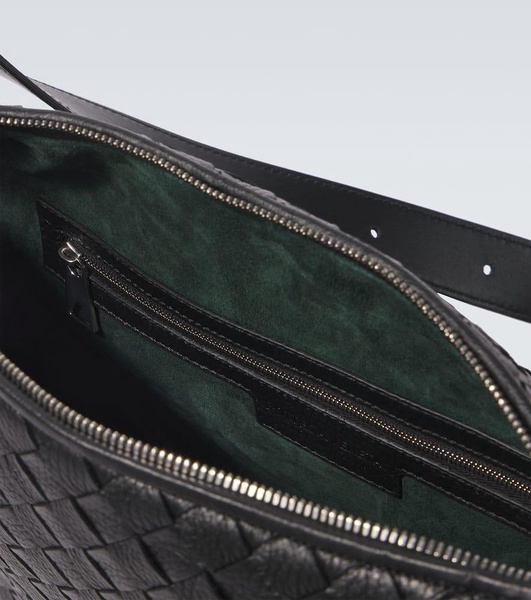 Traveler Small Intreccio leather shoulder bag