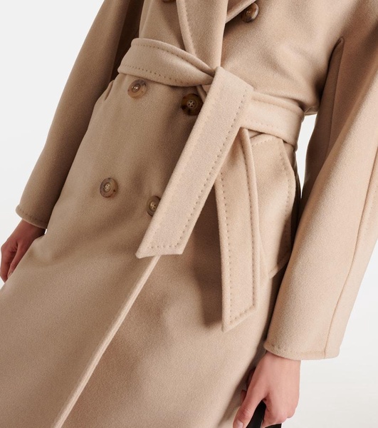 Wool and cashmere coat