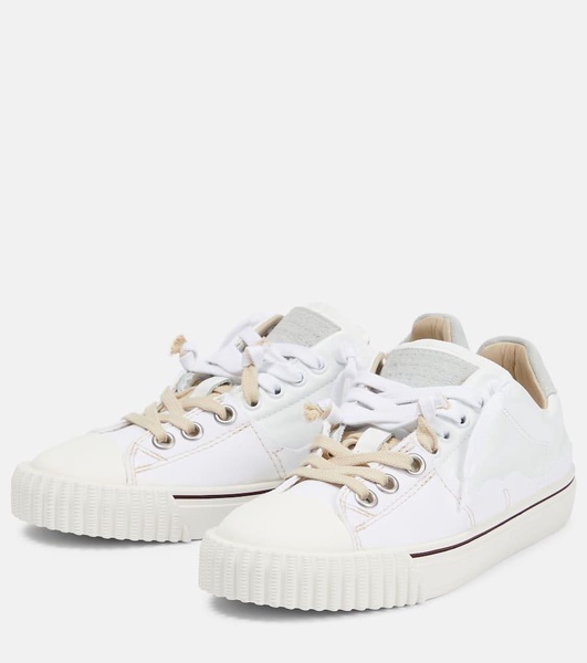 Leather sneakers
