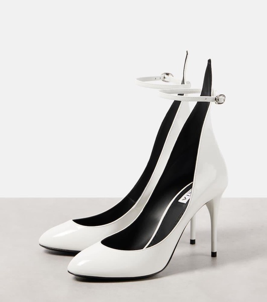 Décolleté 90 patent leather pumps