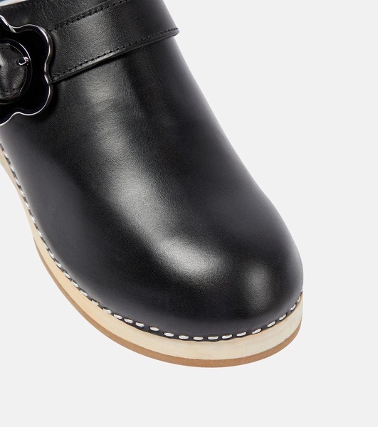 Buckle-detail leather clogs 