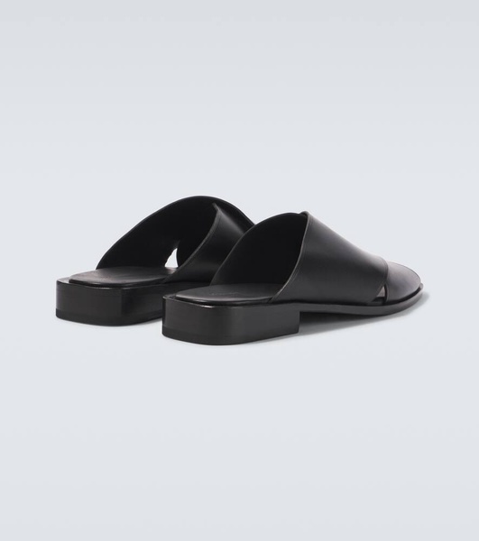 Leather sandals