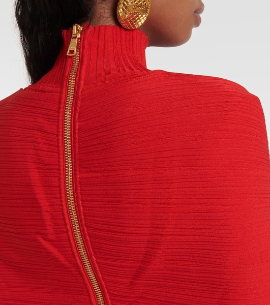 Knitted gown