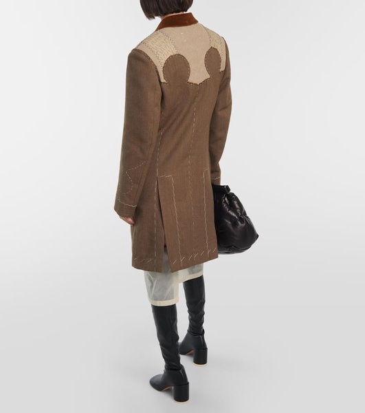 Single-breasted wool coat 