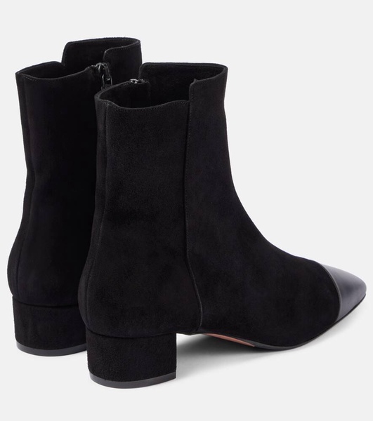 French Flirt suede booties