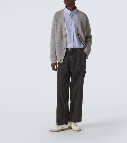 Wide-leg jeans