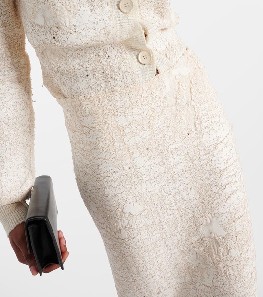 Embroidered maxi skirt