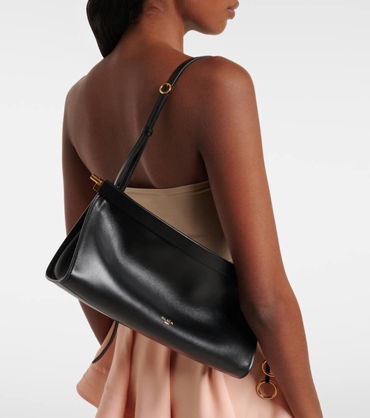 Curve Medium leather shoulder bag
