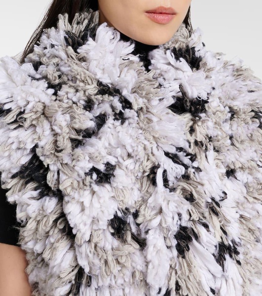 Lynx faux shearling jacquard vest
