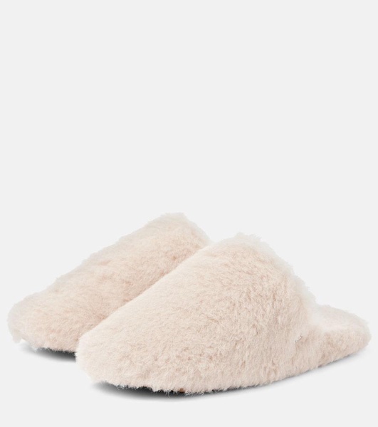 Teddy slippers