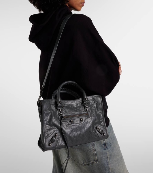 Le City Small leather shoulder bag