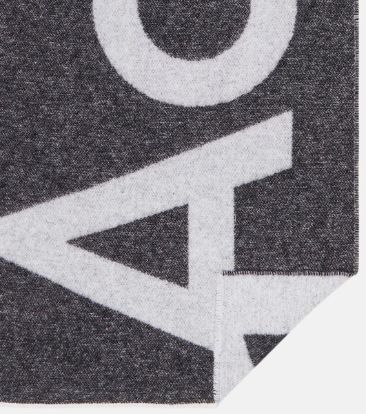 Toronty wool-blend scarf