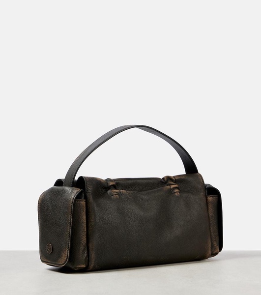 Multipocket leather shoulder bag