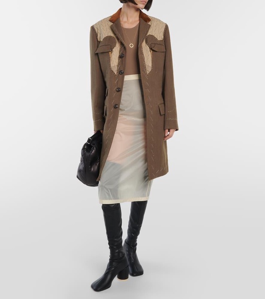 Single-breasted wool coat 