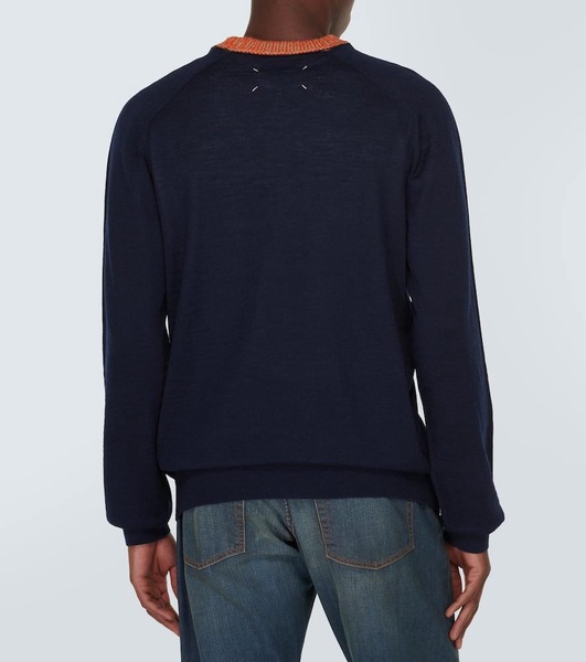 Wool sweater