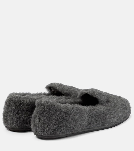 Feliac faux fur slippers
