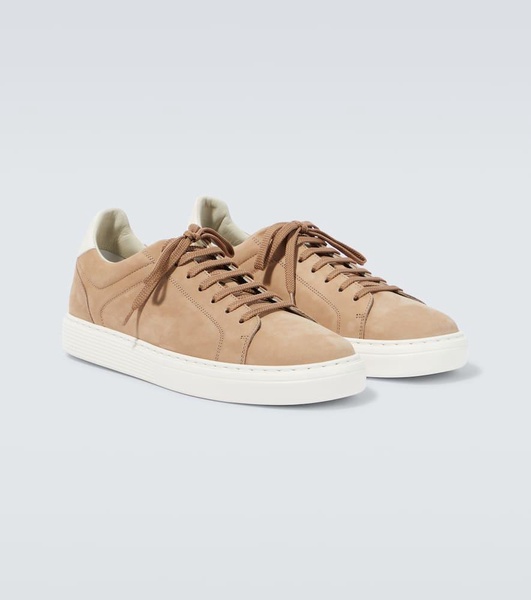 Leather sneakers
