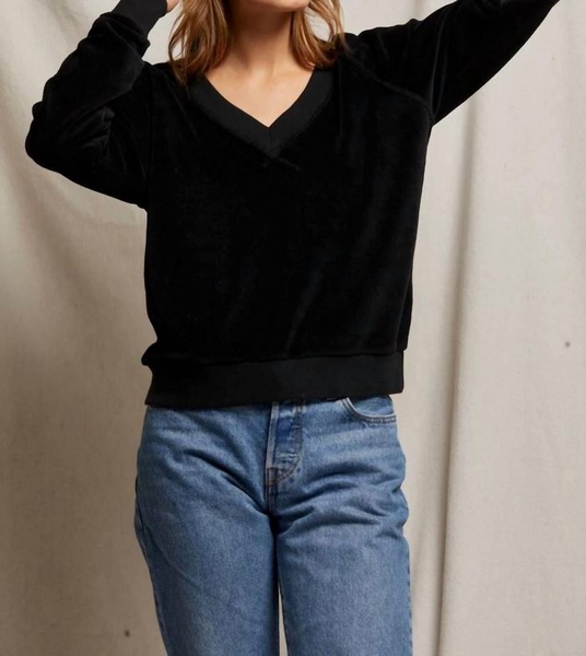ember tee in true black