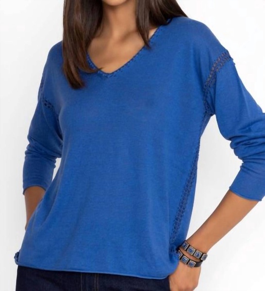lightweight whipstitch pullover in electric blue