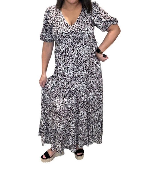 short sleeve seventies daisy maxi dress in black