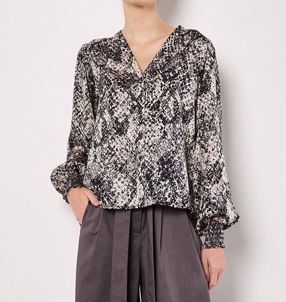 urban viper blouse in gray