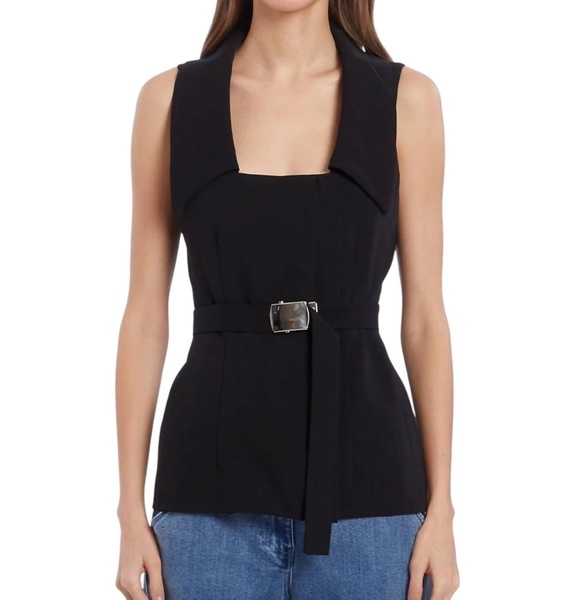 larenta top in black