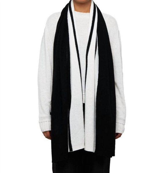 textured stripe scarf in black/white