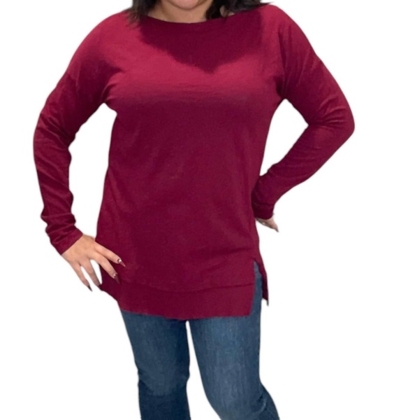 split hem long sleeve tee in pinot