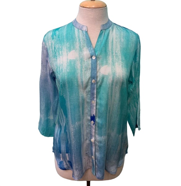 women's watercolor 3/4 sleeve mandarin blouse in turquoise