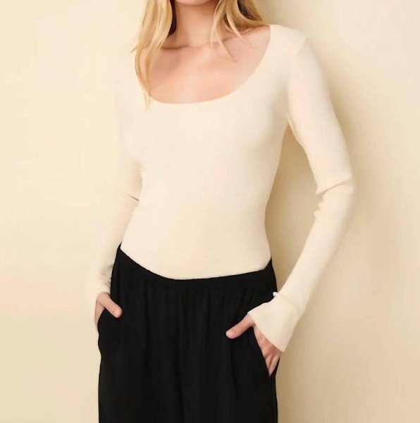 the lily scoop neck rib top in clay