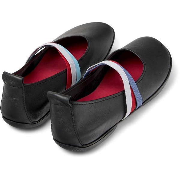 Black Leather Moccasins and Ballerinas for Women.