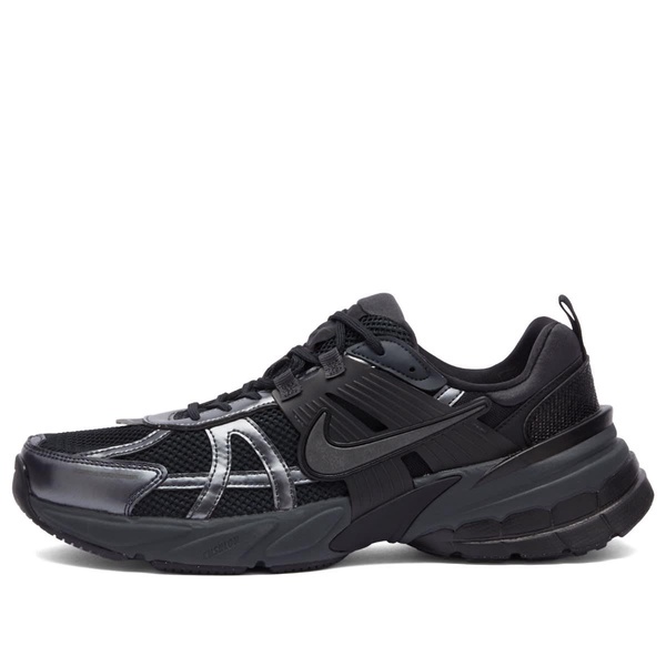 Nike V2K Run Sneaker