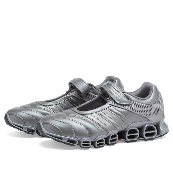 Adidas x Taqwa Bint Ali Megaride Sneaker