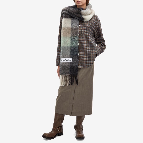 Checked alpaca wool-blend scarf