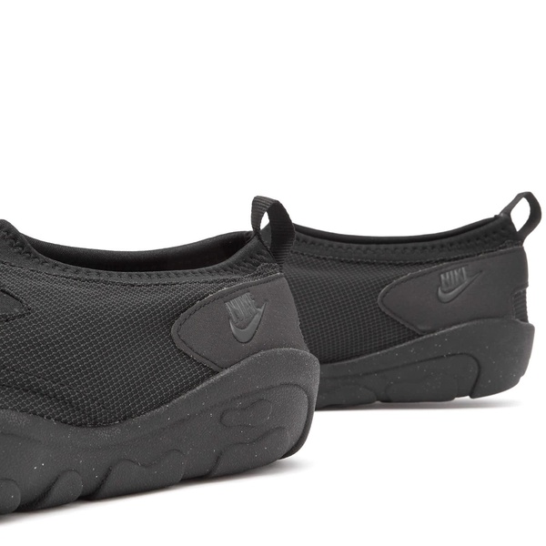 Nike Aqua Turf Sneaker