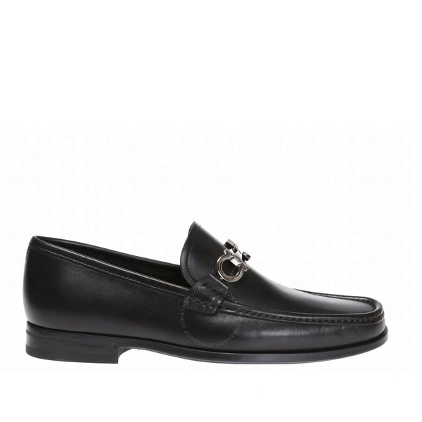 Flat Shoes with Horsebit Detail