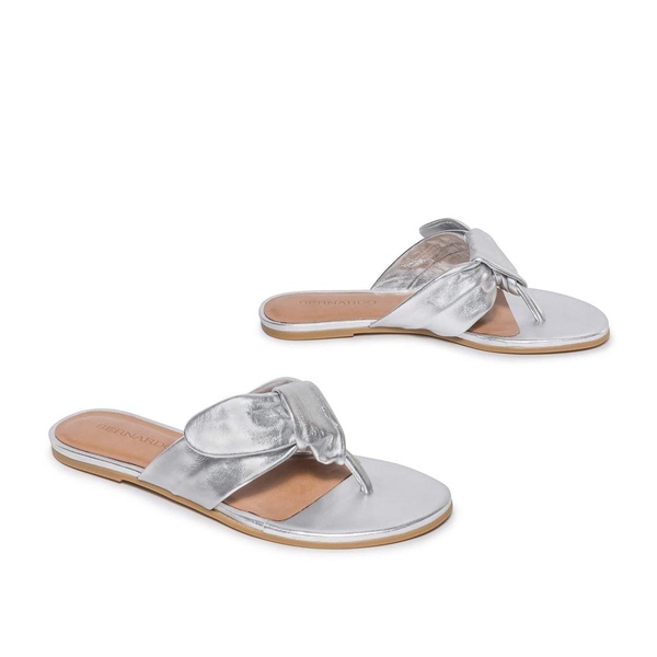 Bernardo Harmony Thong Sandal