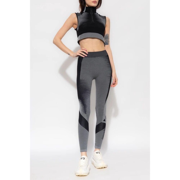 Sleeveless training top