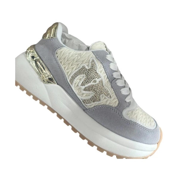 Stylish Sneakers for Everyday Wear